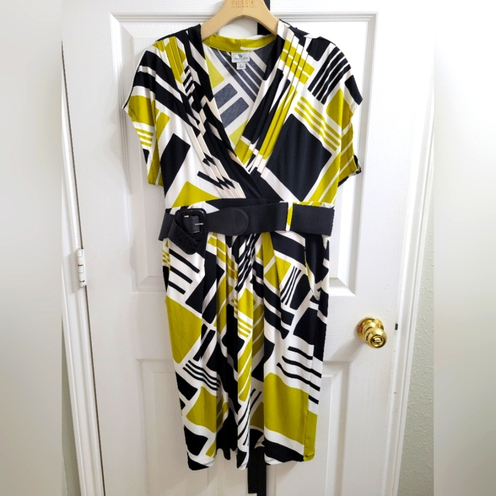 NWOT Dress - art deco style with belt